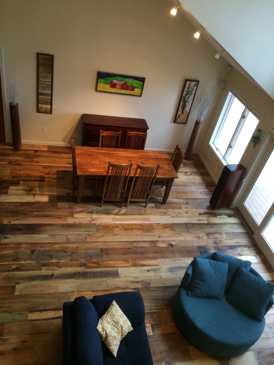 wide plank reclaimed barnwood flooring