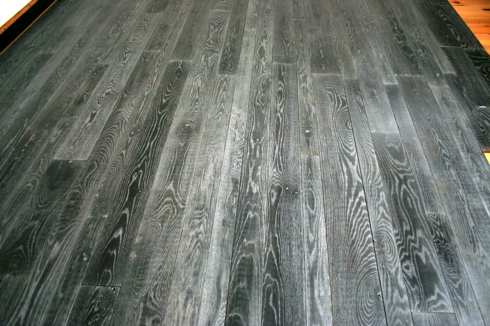 wide plank white oak flooring