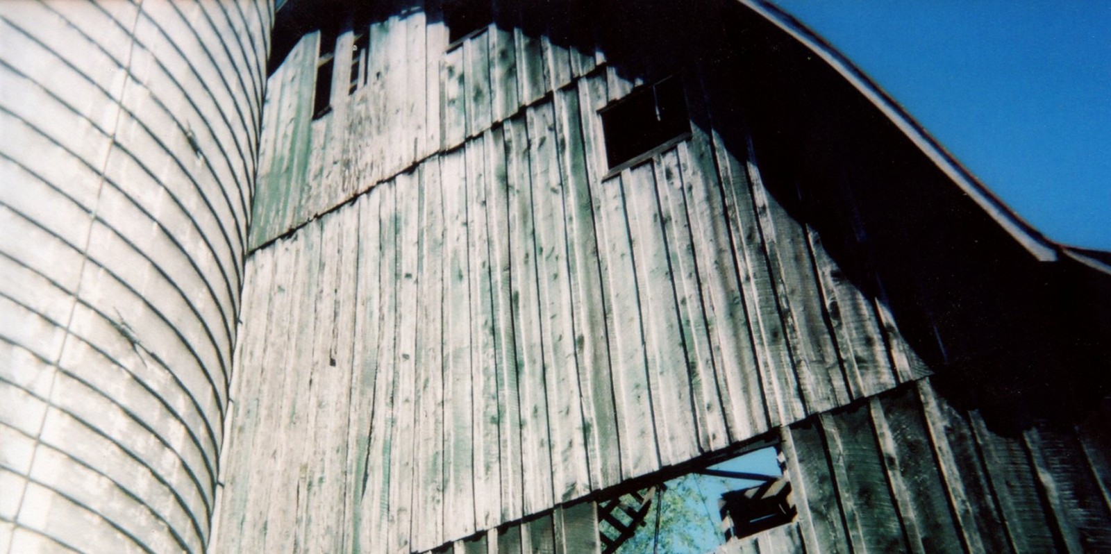 wide plank reclaimed barnwood